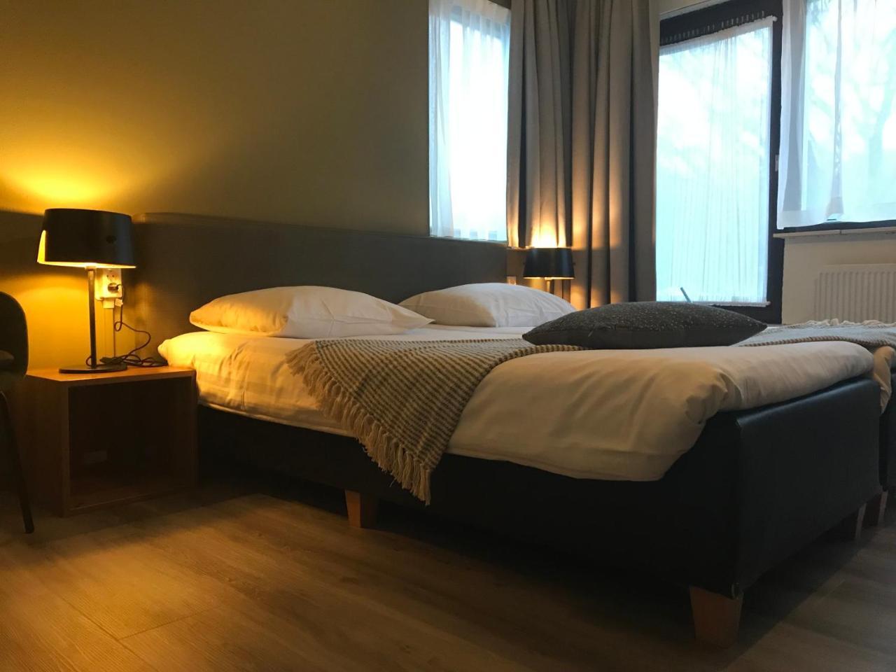 Bed & Breakfast Van Marion Oostvoorne Bagian luar foto