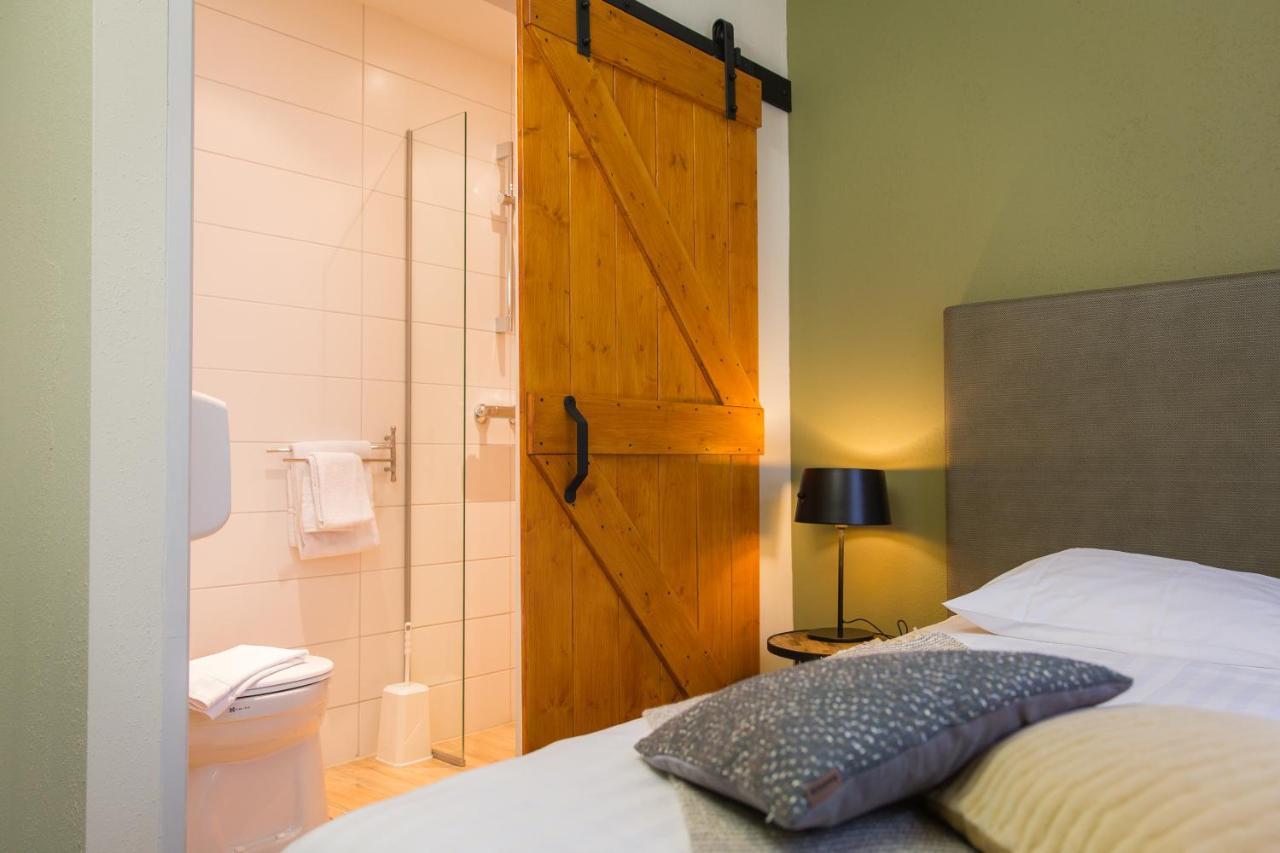 Bed & Breakfast Van Marion Oostvoorne Bagian luar foto