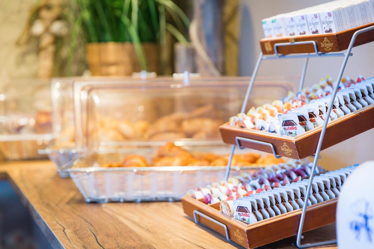 Bed & Breakfast Van Marion Oostvoorne Bagian luar foto